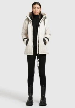 Khujo -Khujo c662fd328b8b4de58c88aa52f3341878